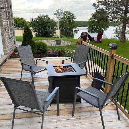 Rock Hill Bed & Breakfast Sharbot Lake Екстер'єр фото