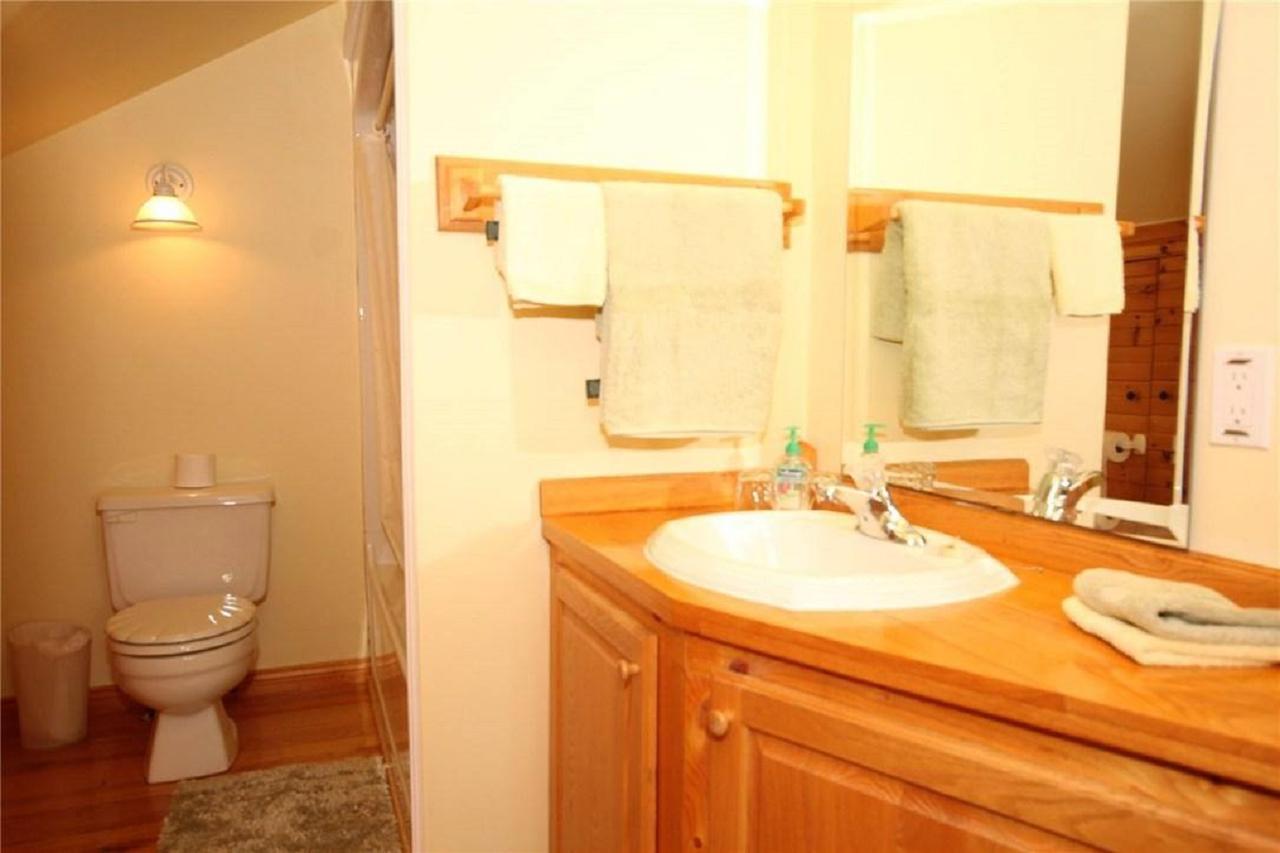 Rock Hill Bed & Breakfast Sharbot Lake Екстер'єр фото